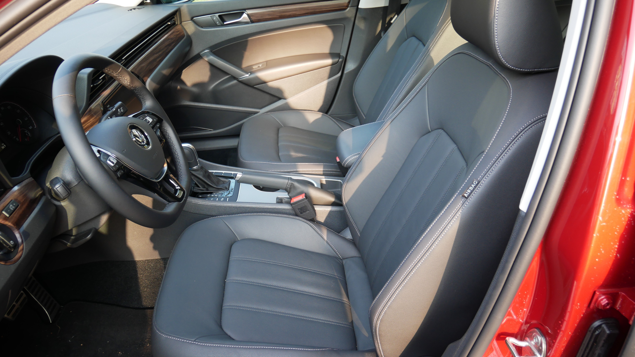 2020 Volkswagen Passat 1